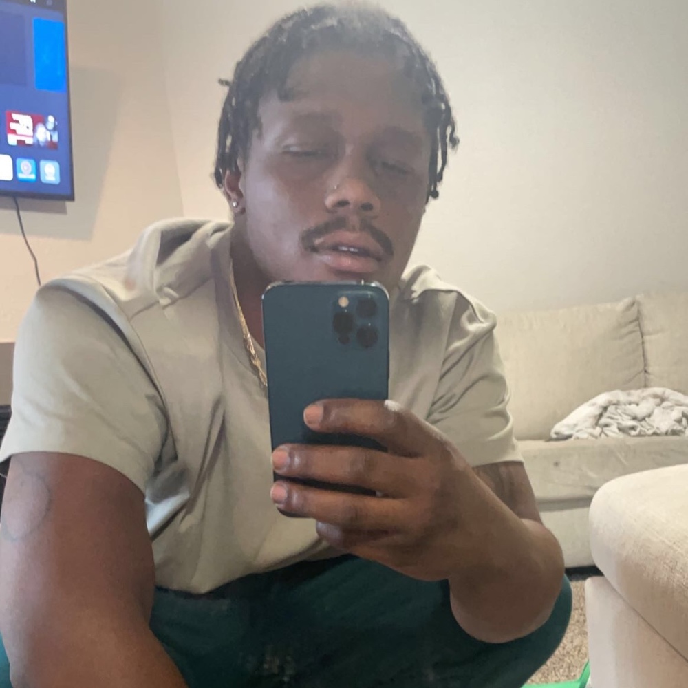 Meet your Posher, Devante